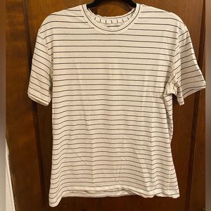 Lululemon Short Sleeve Crew Neck Tee black & white stripes